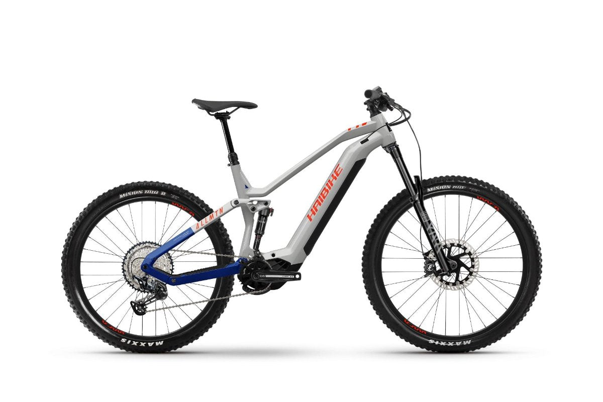 Haibike AllMTN 7 i720 Wh soft grey/red/blue glänzend 2025