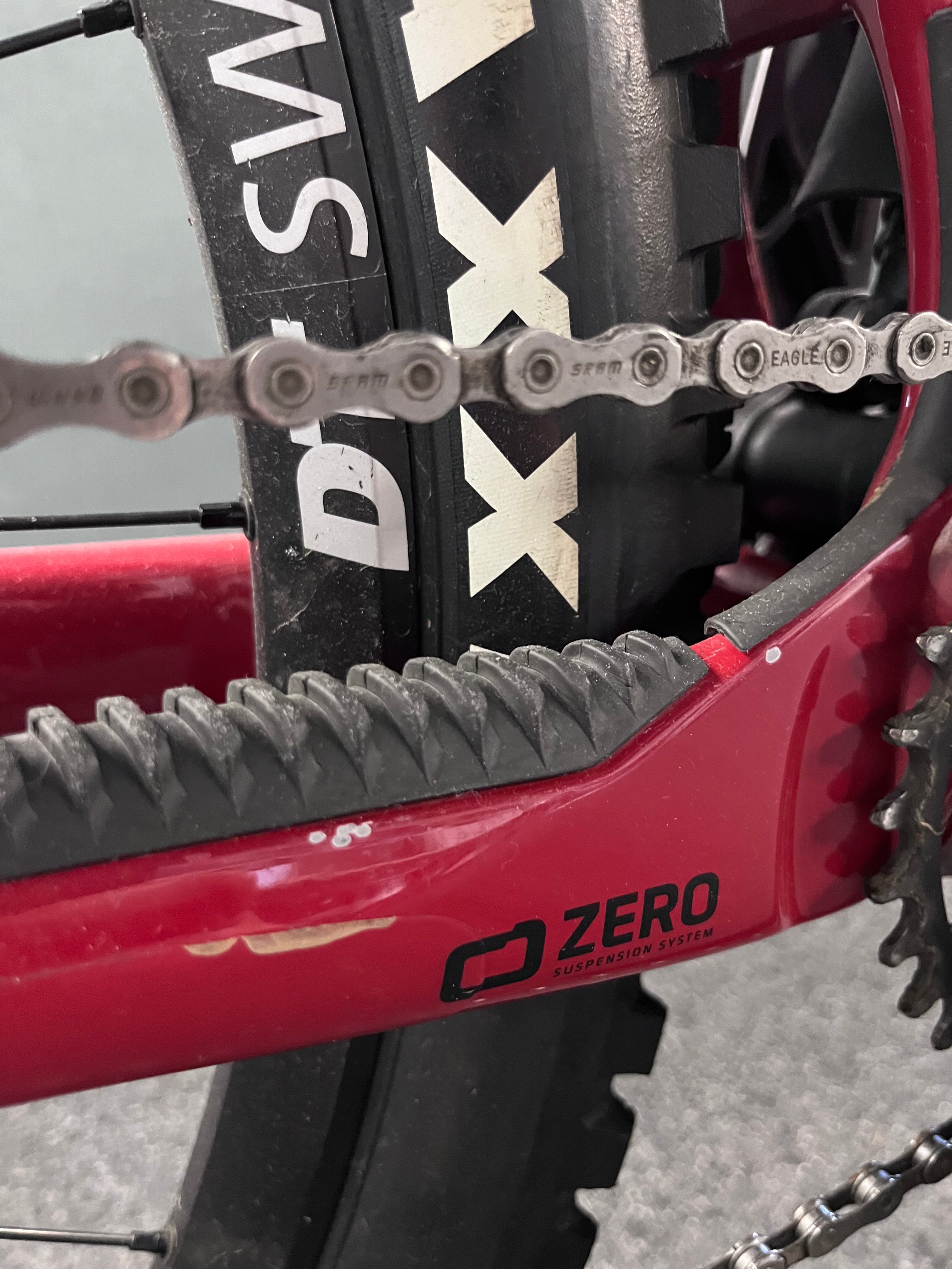 Mondraker Foxy Carbon R Carbon/Red 2022 M | Vorführmodell